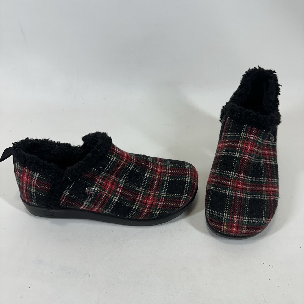 Alegria Cozee Plaidly‎ Women's Slippers Size 8 Plush Lining